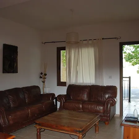 Avra Family Maisonettes Apartment