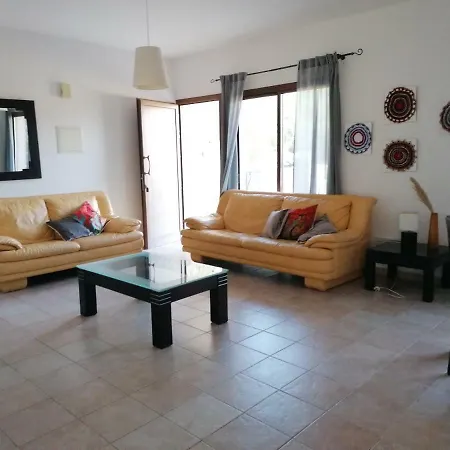 Avra Family Maisonettes Apartment *