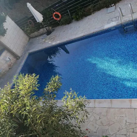 Avra Family Maisonettes Apartment