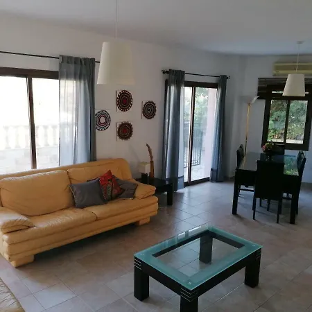Avra Family Maisonettes Apartment *