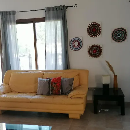 Avra Family Maisonettes *