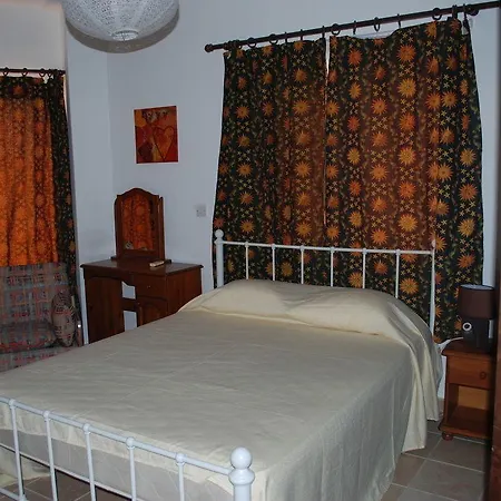 Avra Family Maisonettes *