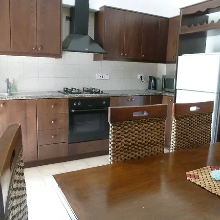 아파트 Avra Family Maisonettes 폴리스