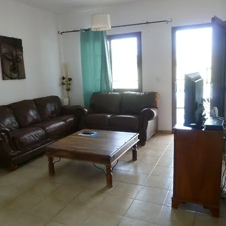 Avra Family Maisonettes 폴리스
