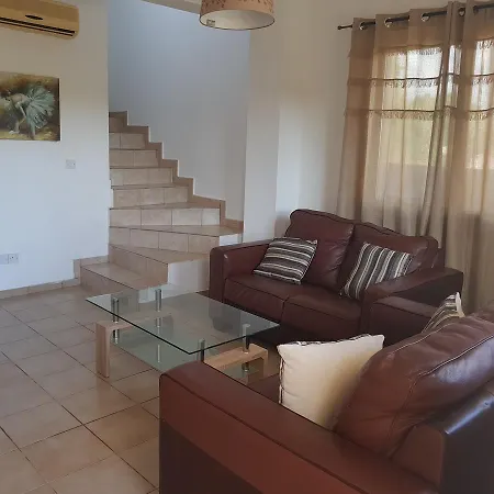 Avra Family Maisonettes