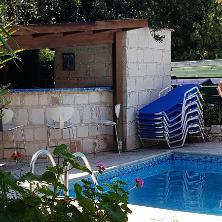 Avra Family Maisonettes Apartment Polis