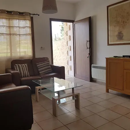 Διαμέρισμα Avra Family Maisonettes *