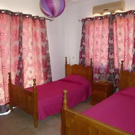 Avra Family Maisonettes Lägenhet Polis